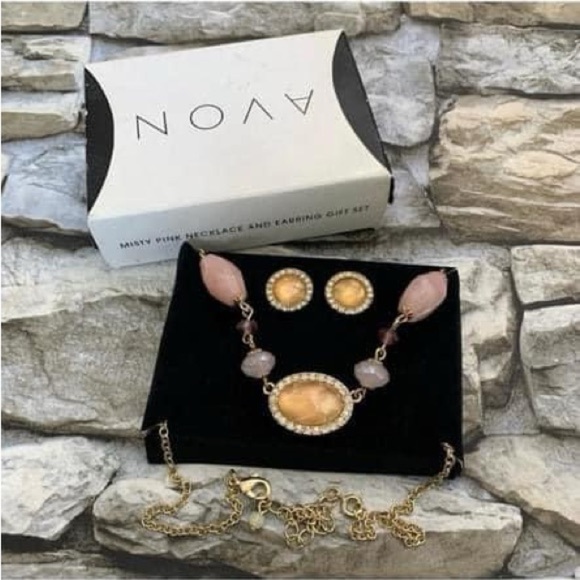 Vintage Box Avon Misty Pink Cabochon Beads Rhinestones Necklace Earrings New Set - Picture 2 of 7